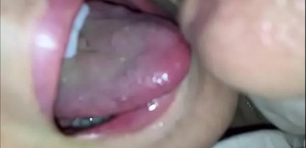  Spurting Cum in her Mouth CLOSEUP